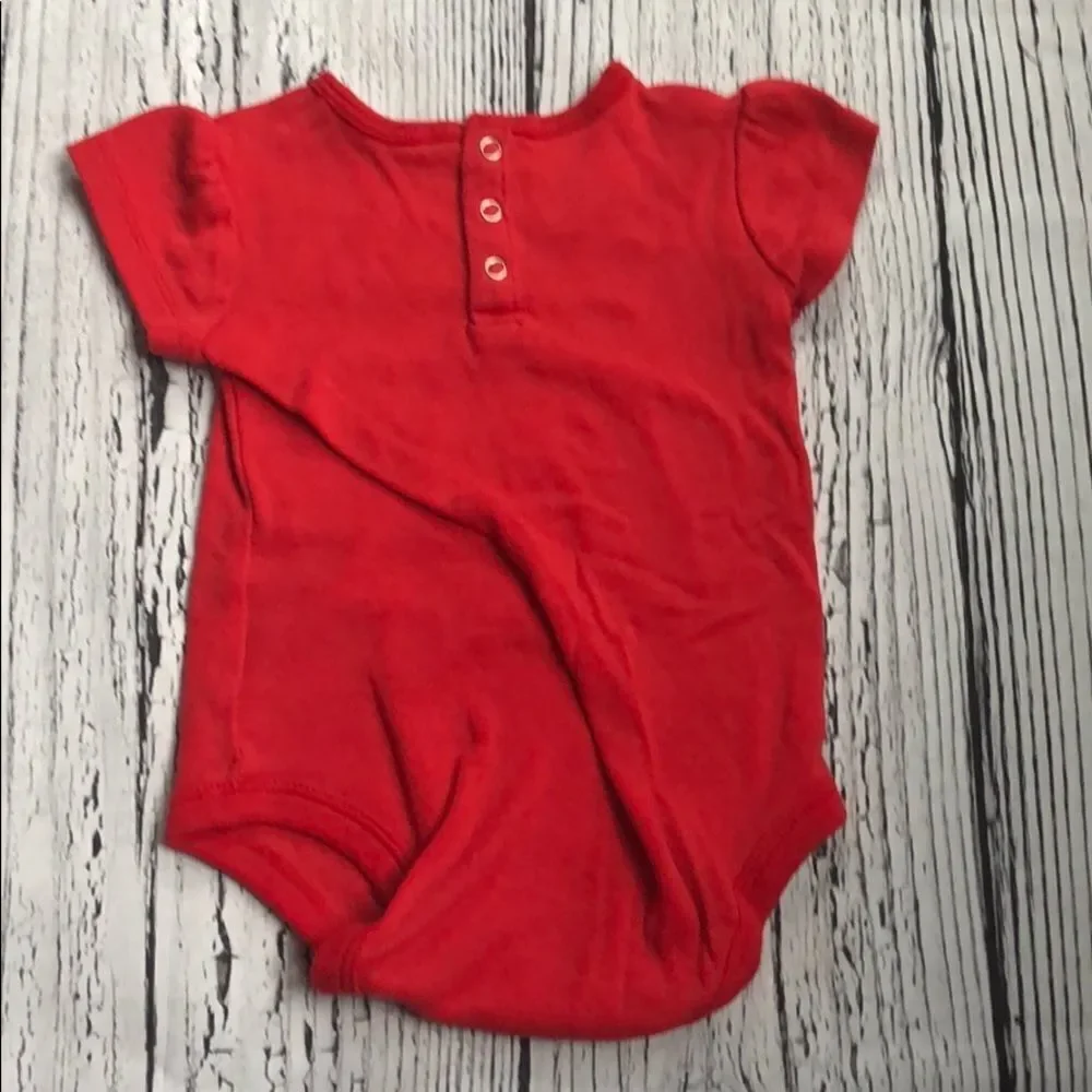 🍭*6/$30* Wisconsin Badgers Onesie - 9 mo